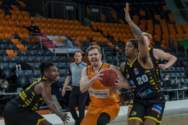 灼的情况下 灼的情况下