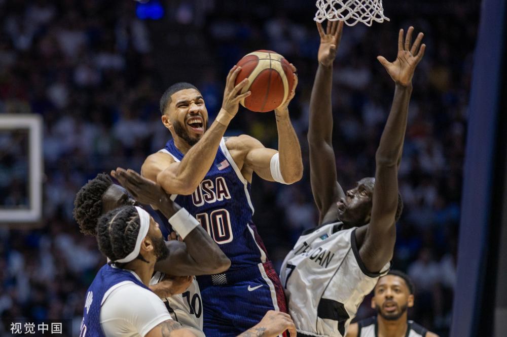 飞身抢球背 飞身抢球背