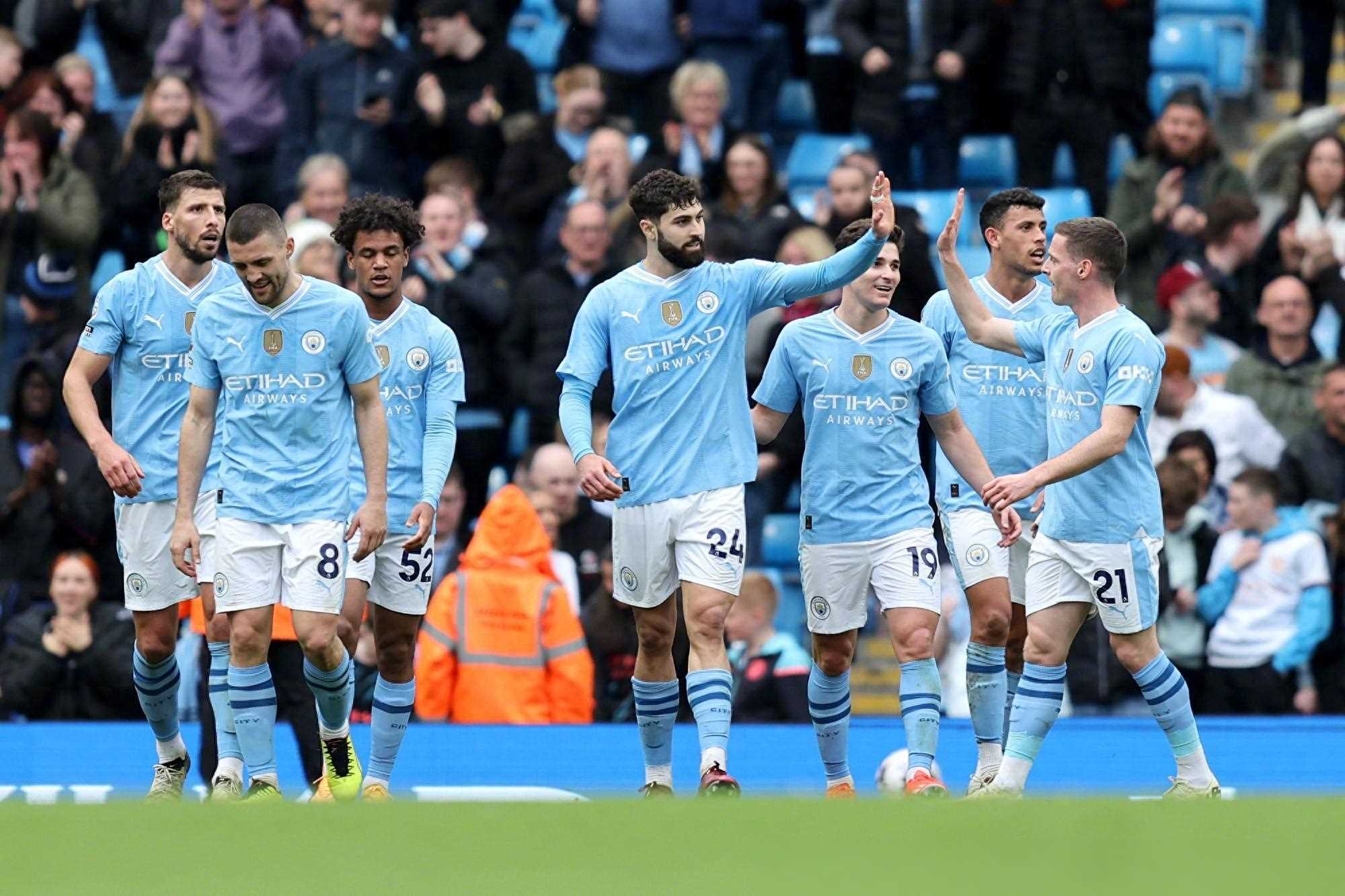 组赛中脱颖 组赛中脱颖