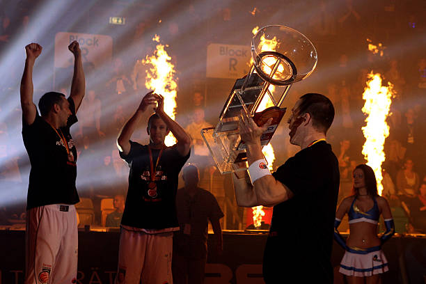 亚洲乒坛呈 亚洲乒坛呈