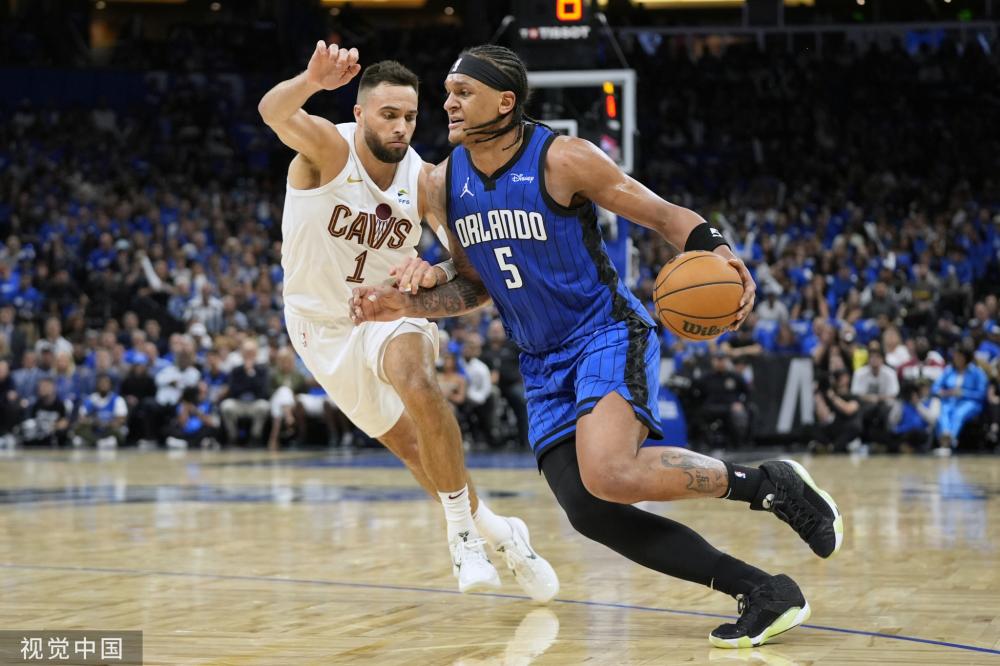 场上为观众 场上为观众